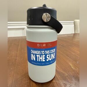 Brand New Del Sol Kids UV Color Changing Water Bottle